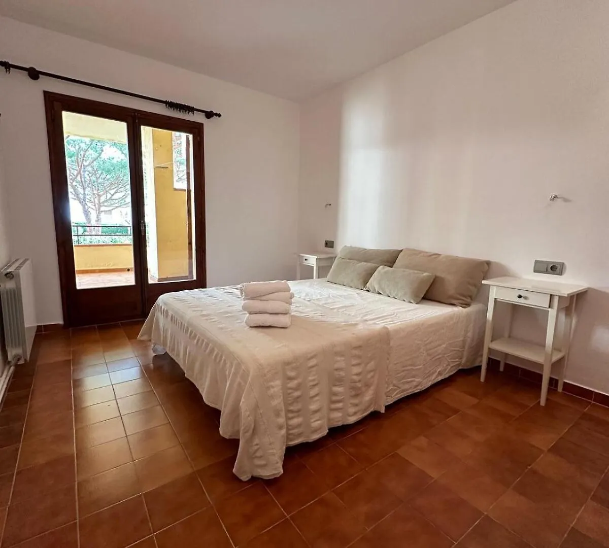 Apartamento En Torre Valentina Сан-Антонио-де-Калонже Испания